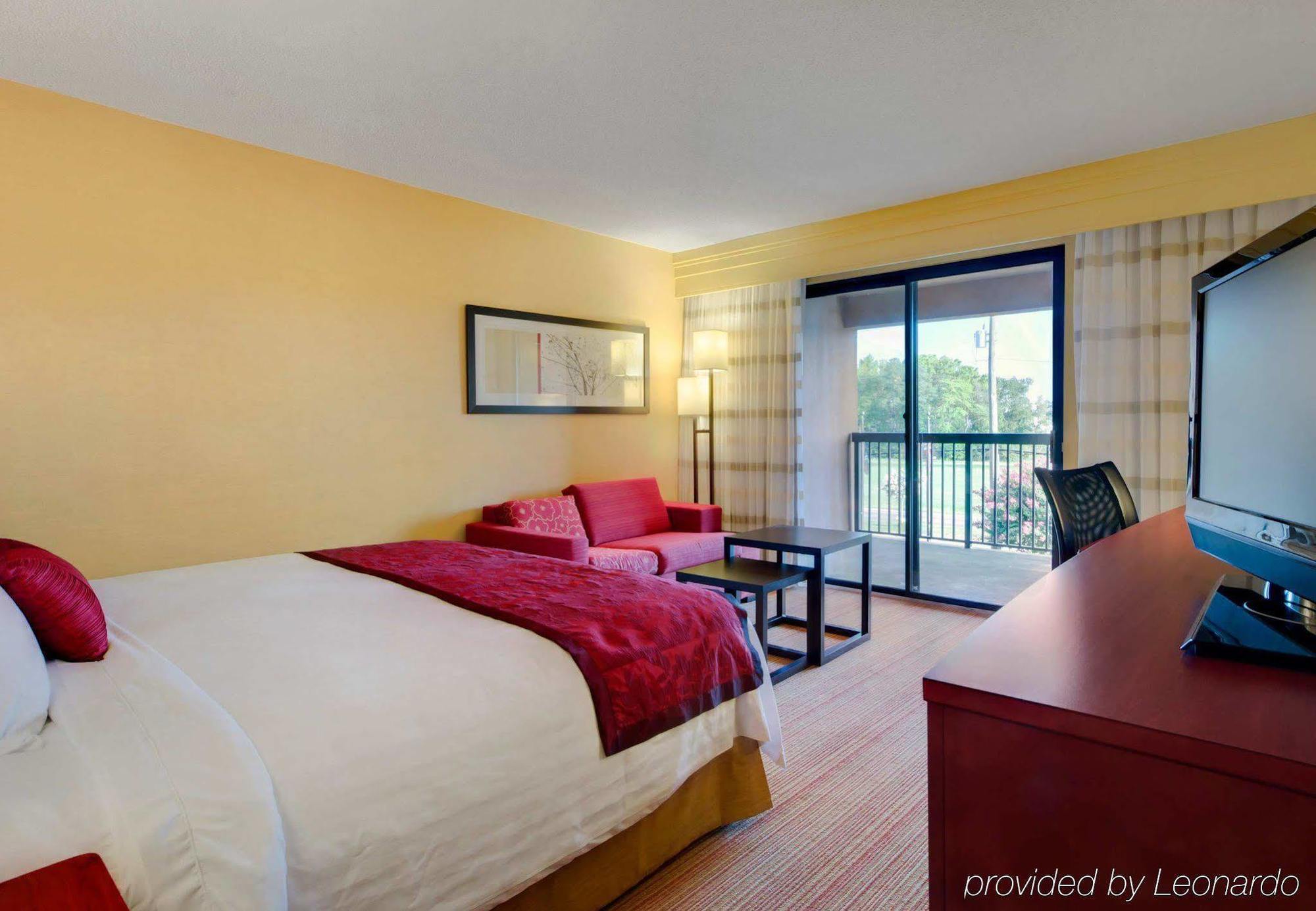 Hotel Courtyard By Marriott Richmond Airport Sandston Esterno foto
