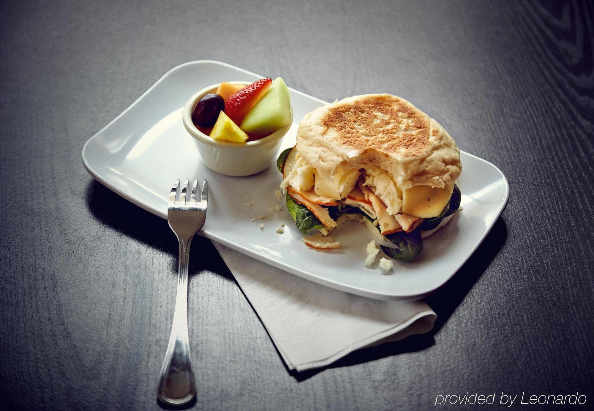 Hotel Courtyard By Marriott Richmond Airport Sandston Esterno foto